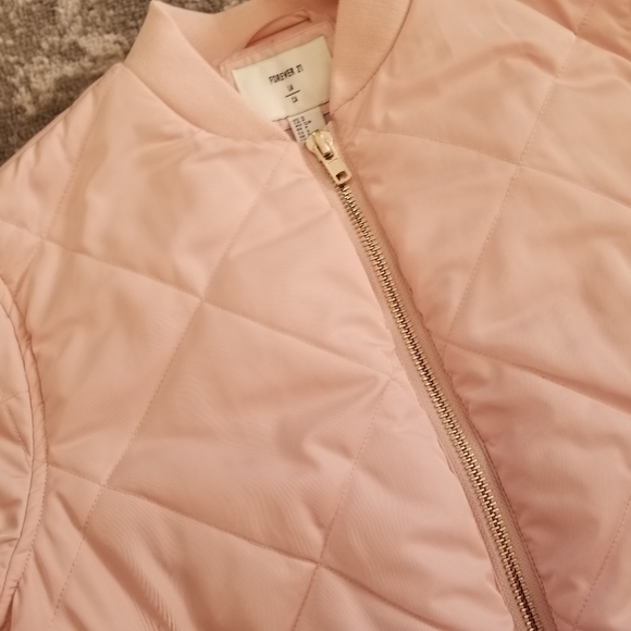 Soft pink puffy jacket - Picture 2 of 5